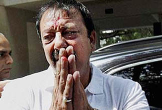 Sanjay Dutt13apr15 1